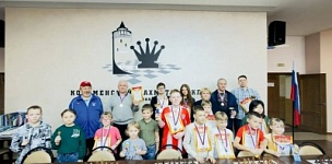 ����������, ����������� �������������� �������� ��� 8 �����